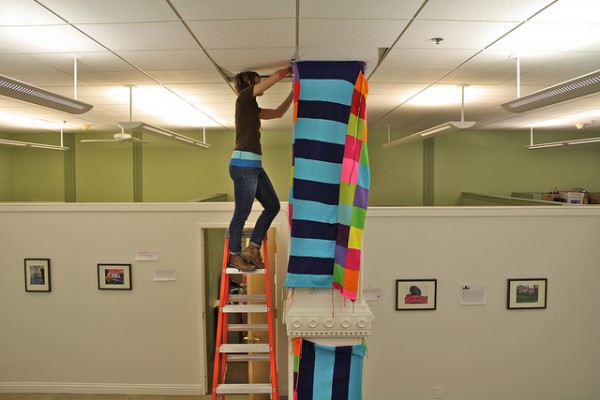 Yarnbombing 101 at Philadelphia City Hall Installation